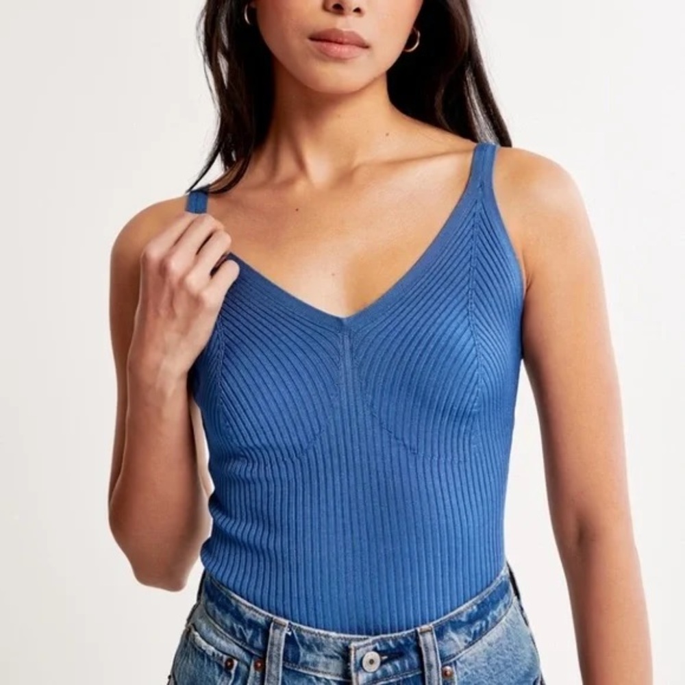 Abercrombie & Fitch Glossy V Neck Ribbed Tank Top Blue Size Small NWOT